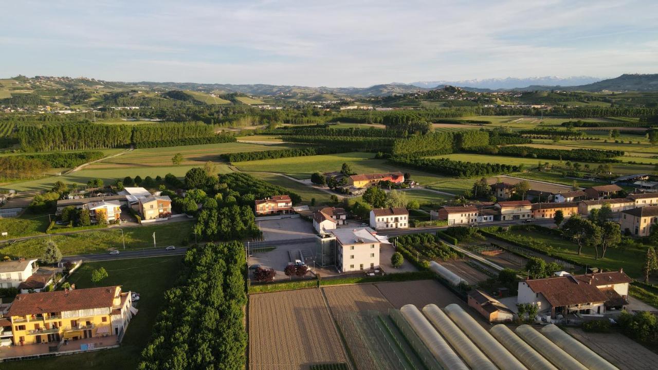 Medea (adults Only) 3* Alba (Piedmont)