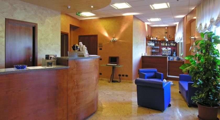 Medea (adults Only) 3*